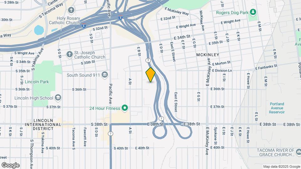 214 E Division Ct Map and Location Details