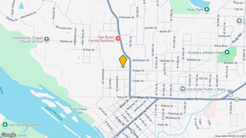 621 Poplar St Map and Location Details