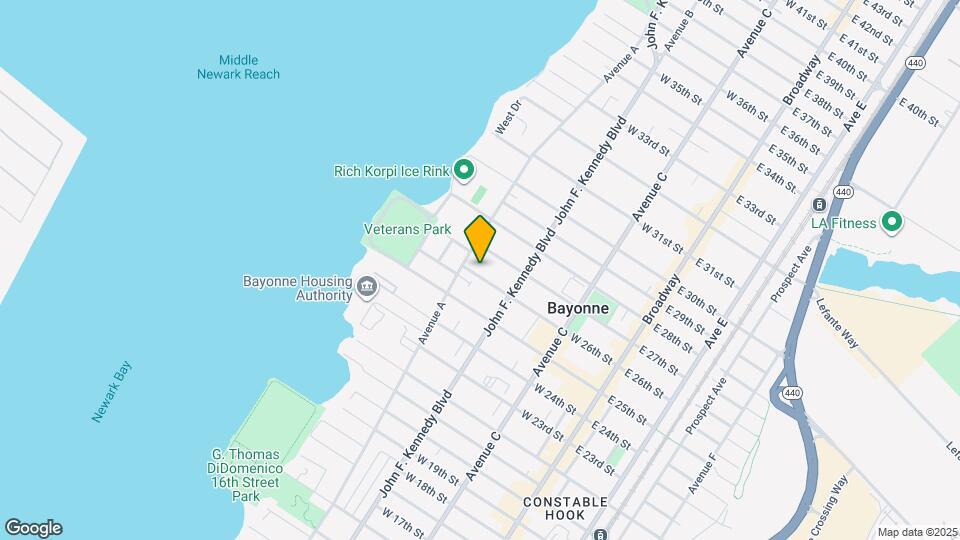 143 W 26th St Map and Location Details