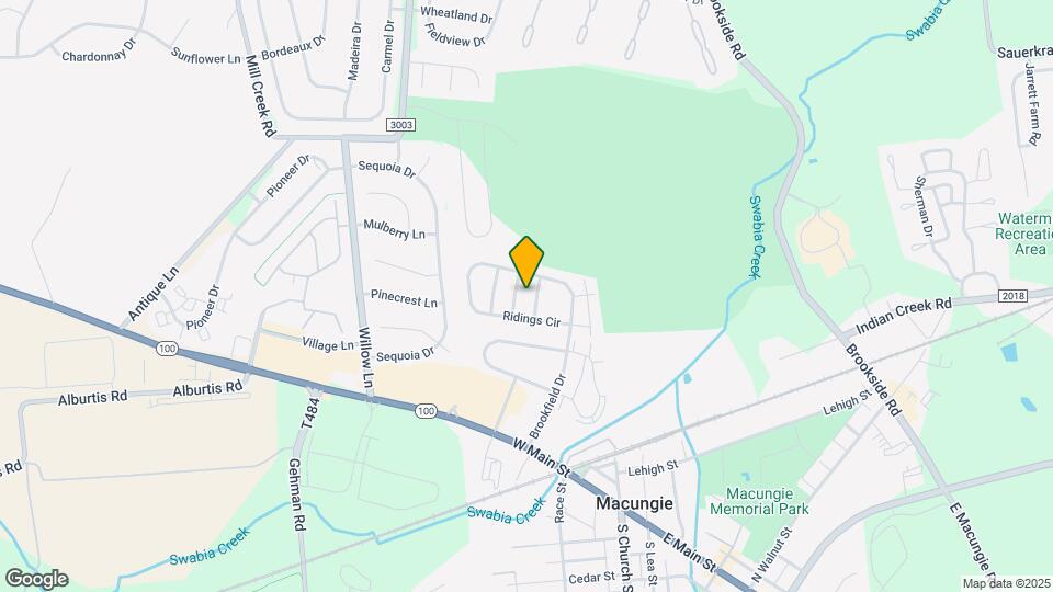 204 Ridings Cir Map and Location Details