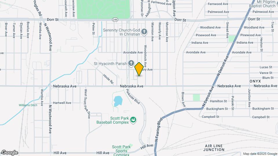 628 Evesham Ave Map and Location Details