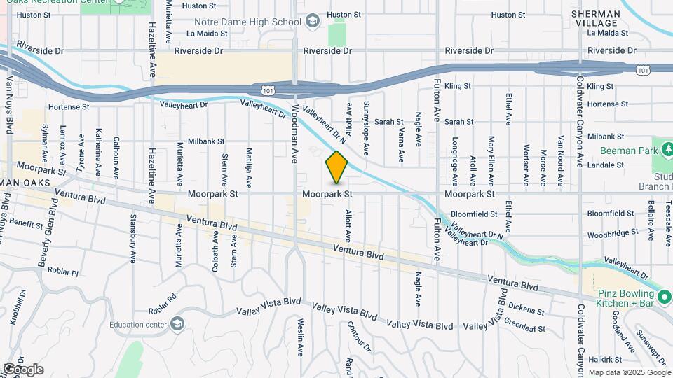 13555 Moorpark St Map and Location Details