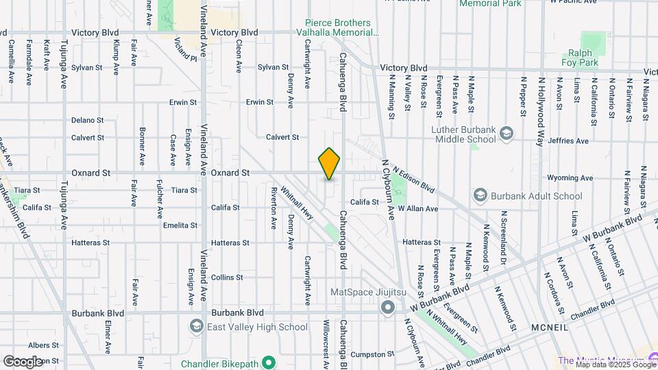 5940-5956 Willowcrest Ave Mapa y Detalles de la Ubicación