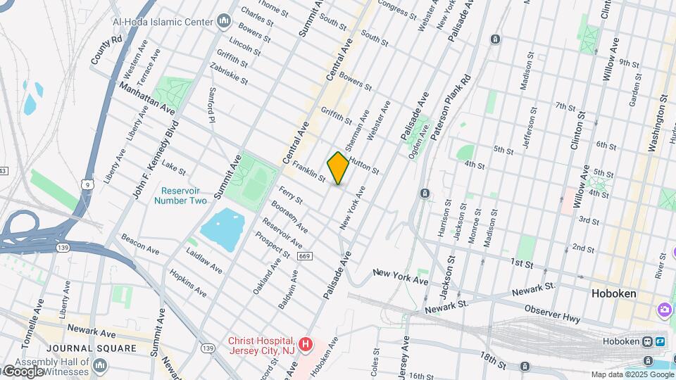 95 Webster Ave, Unit 2R Mapa y Detalles de la Ubicación