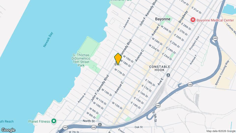 98 Andrew St Map and Location Details