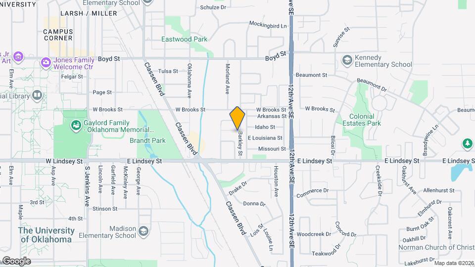 828 Russell Cir Photo