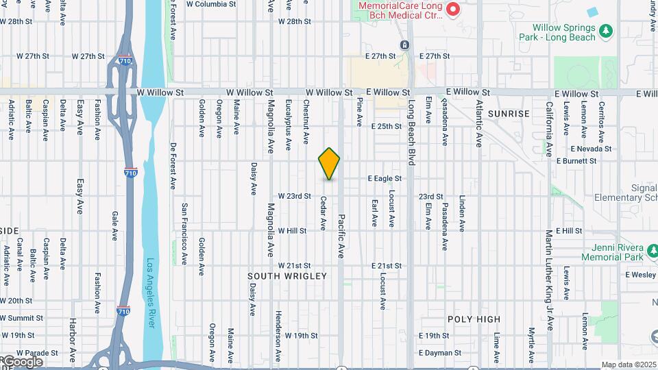 2324 Cedar Ave Mapa y Detalles de la Ubicación