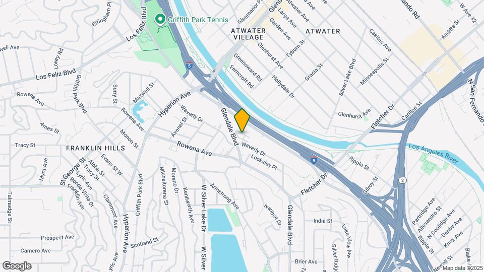 2753 Waverly Dr Map and Location Details