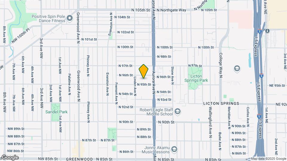 922 N 95th St Map and Location Details