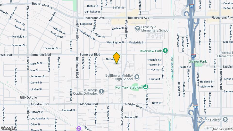 15301-15315 Woodruff Pl Mapa y Detalles de la Ubicación