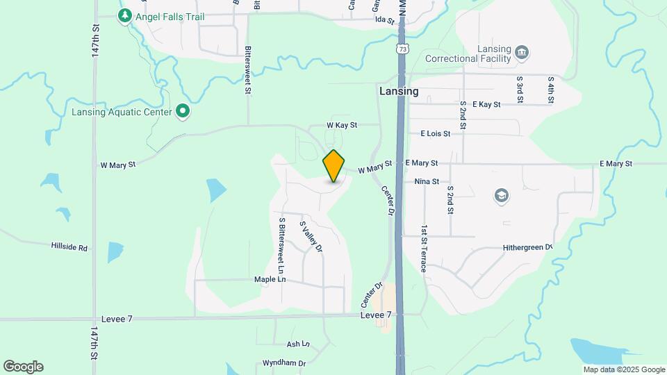 Lansing Heights Townhomes Map and Location Details