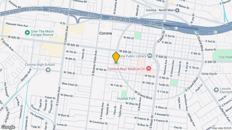 708 W 8th St Mapa y Detalles de la Ubicación
