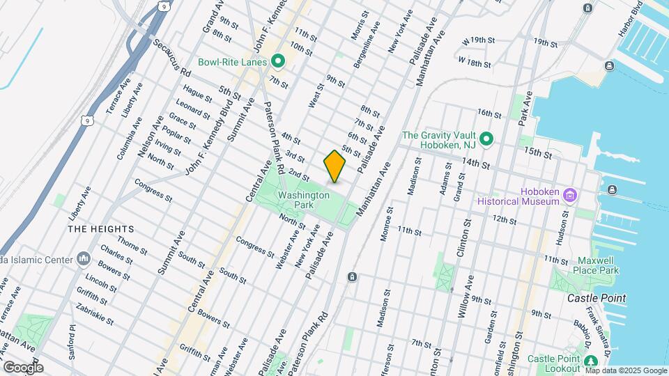 320 2nd St Map and Location Details