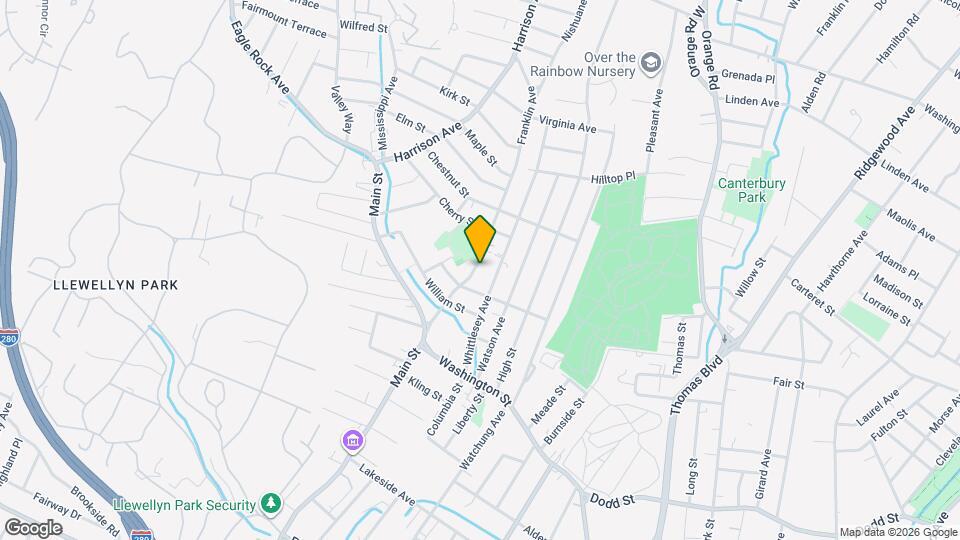 132 Franklin Ave Map and Location Details