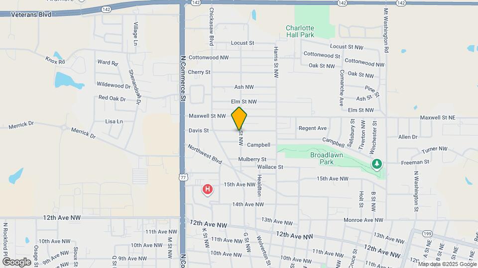 904 Davis St Map and Location Details