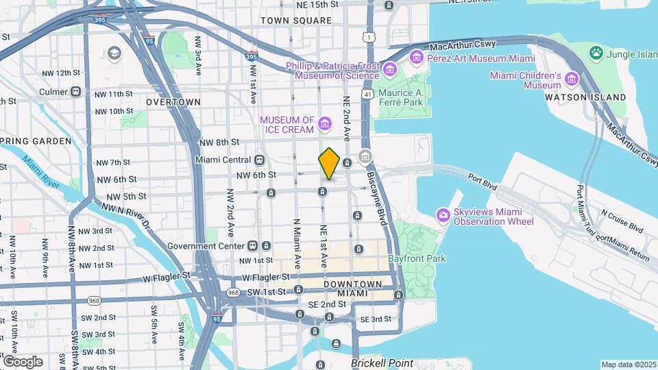 121 NE 5th St Map and Location Details