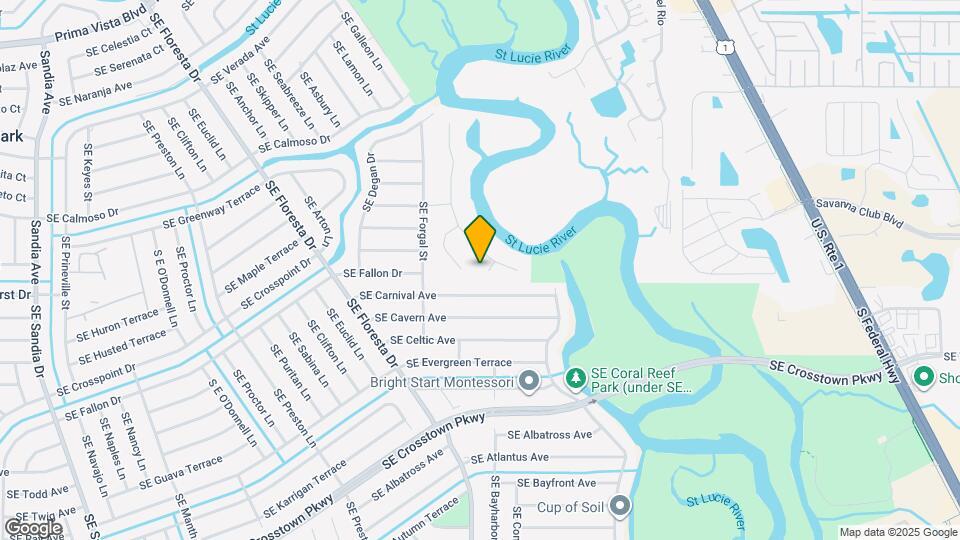 762 SE River Ln Map and Location Details