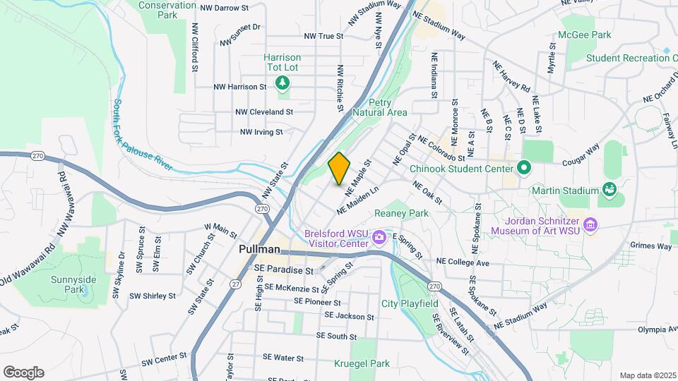 325 NE Spaulding St Map and Location Details