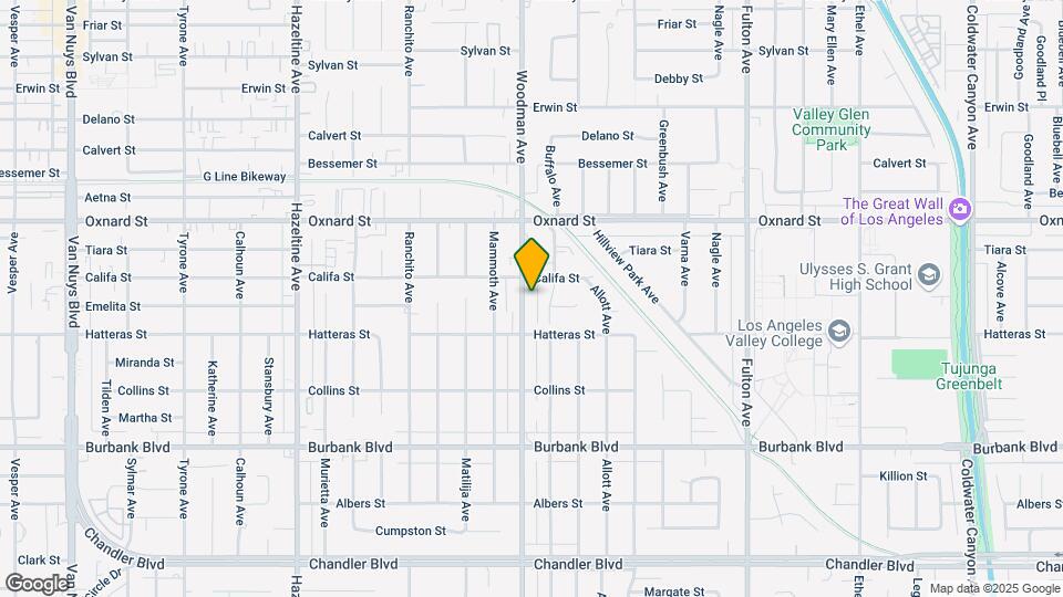 5846-5852 1/2 Woodman Ave Map and Location Details