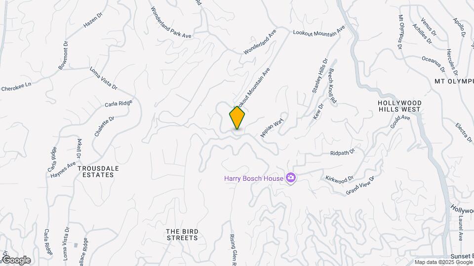 8896 Lookout Mountain Ave Map and Location Details