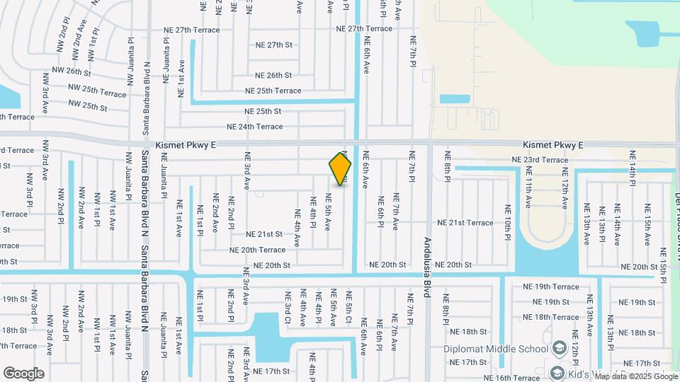 2212 NE 5th Pl Map and Location Details