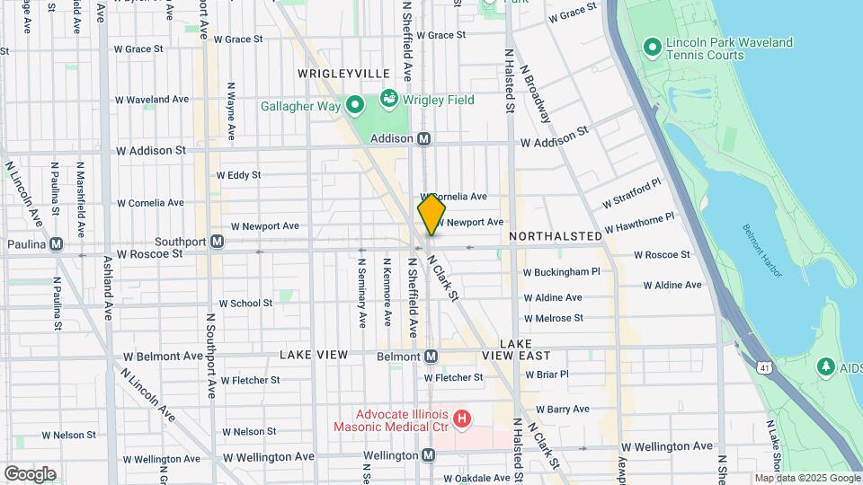 934 W Roscoe St Map and Location Details
