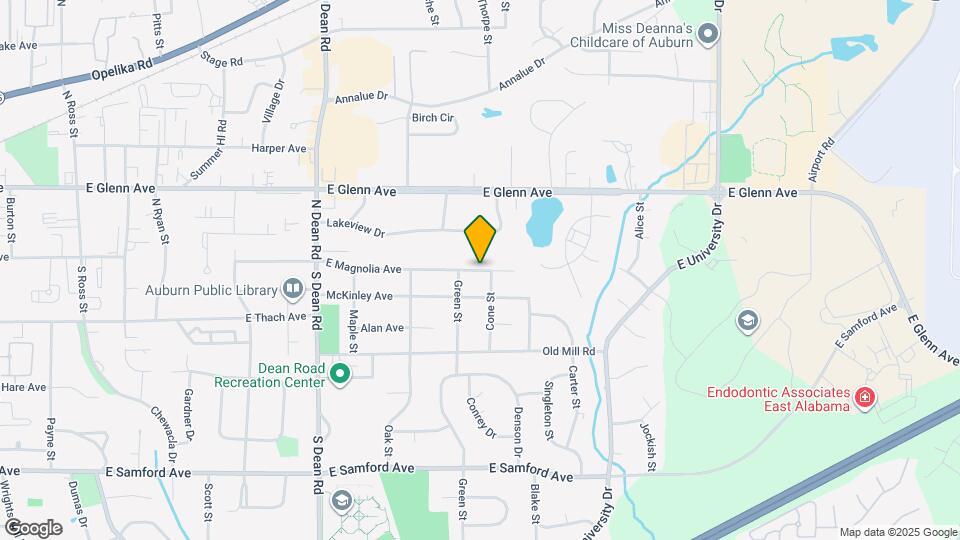 1121 E Magnolia Ave Map and Location Details