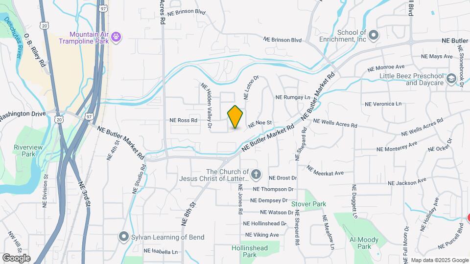 1115 NE Hidden Valley Dr Map and Location Details