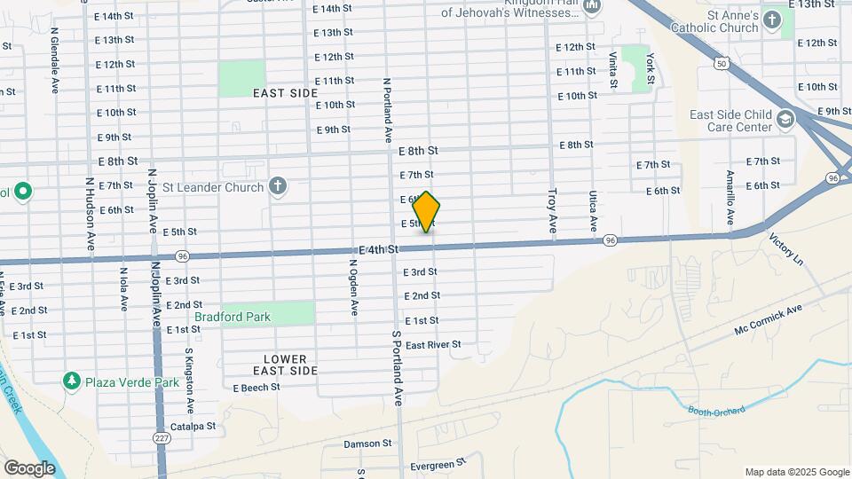 1735 E 4th St Map and Location Details