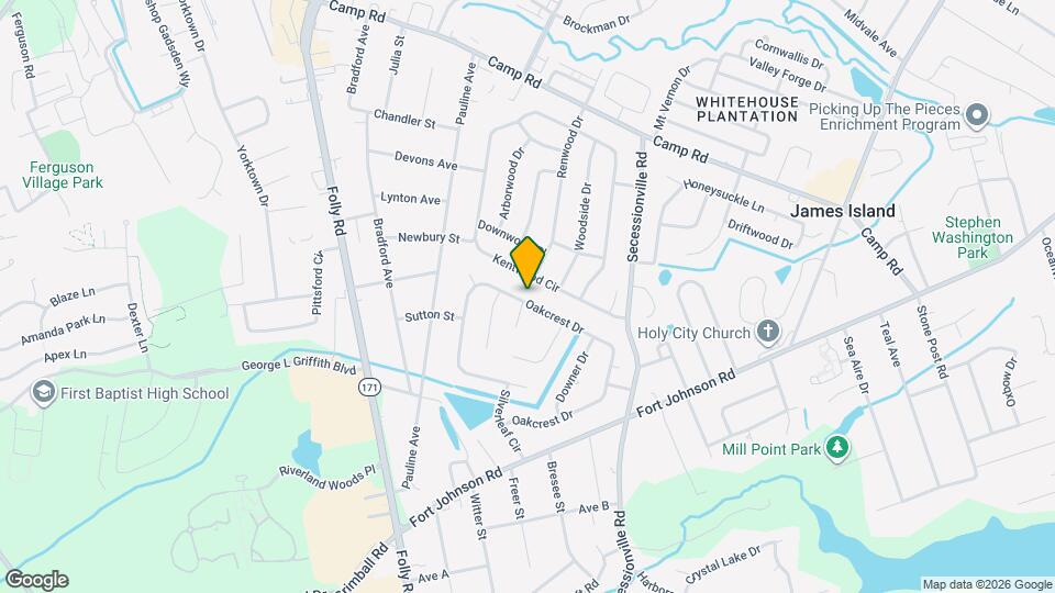 1121 Oakcrest Dr Map and Location Details