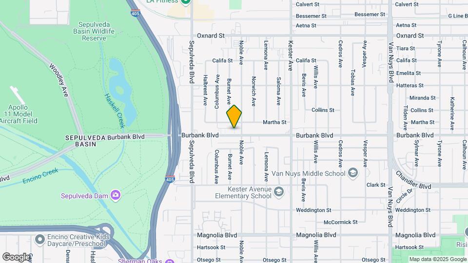 15115 Burbank Blvd Mapa y Detalles de la Ubicación