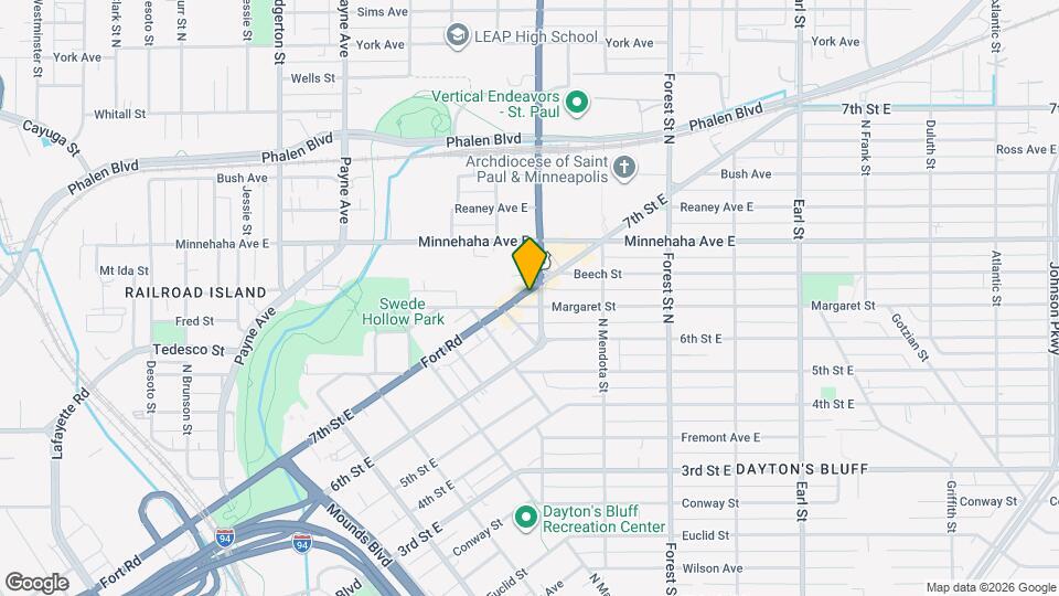 812 E 7th St Map and Location Details