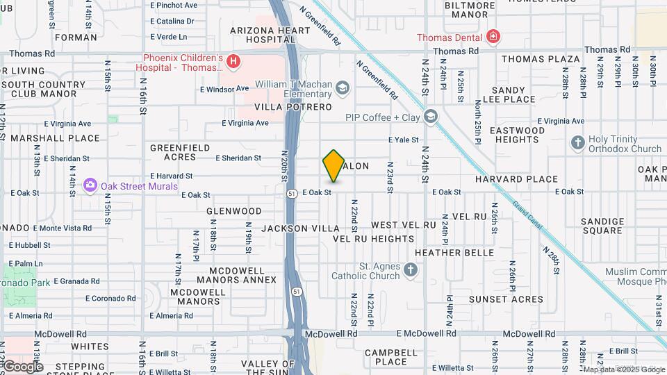 2118 E Oak St Map and Location Details