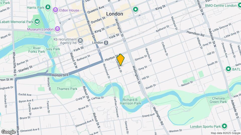 206 Clarence St Map and Location Details