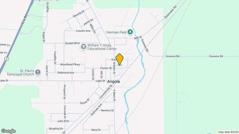 21 Center St, Unit Upper Map and Location Details