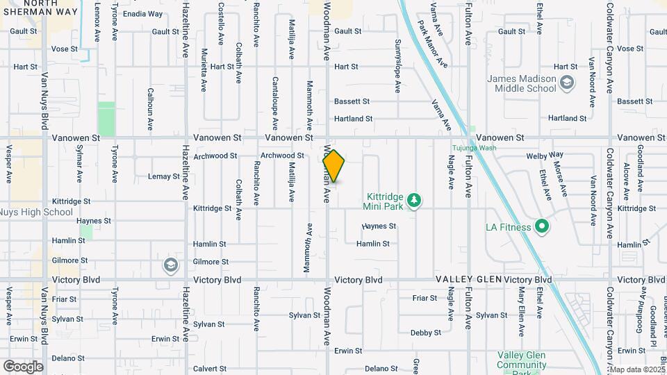6640 Woodman Ave Map and Location Details