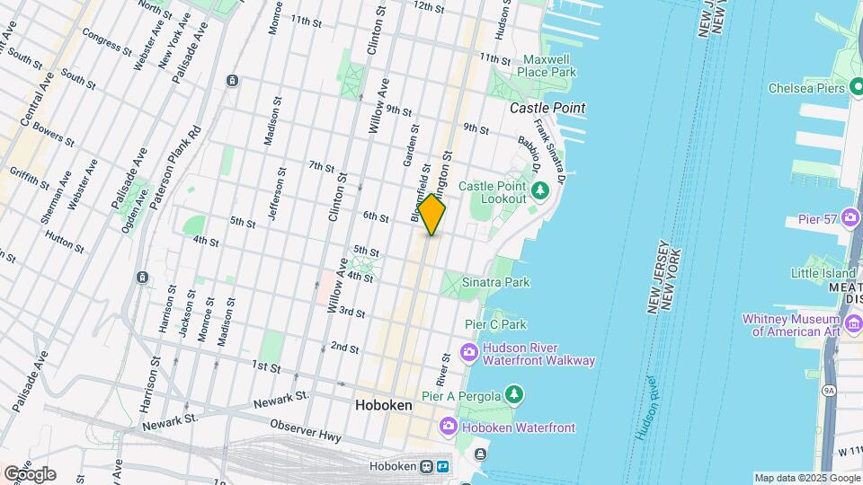 527 Washington St Map and Location Details