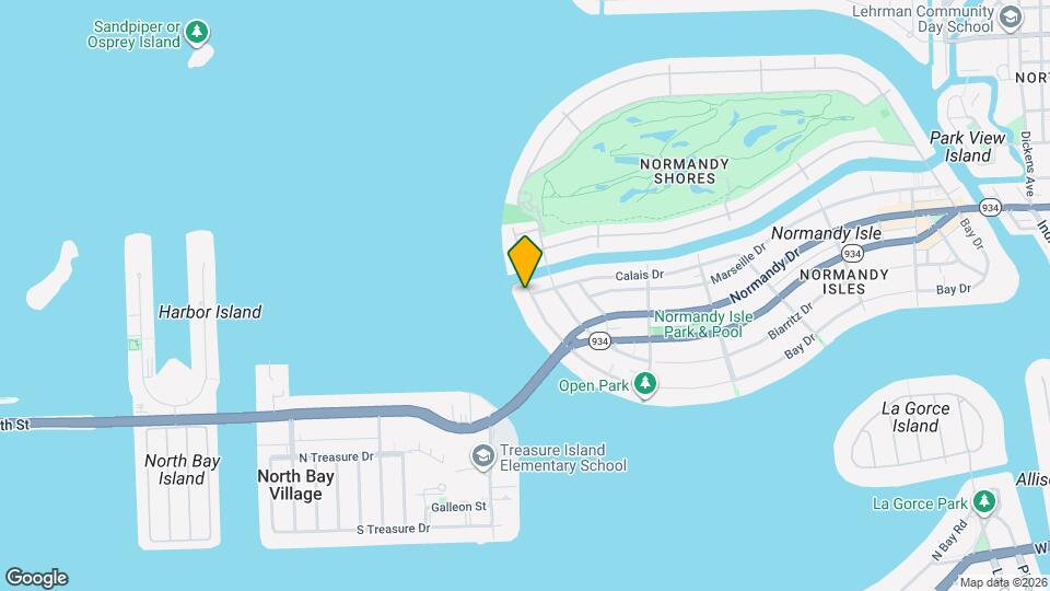 2250 Bay Dr Map and Location Details