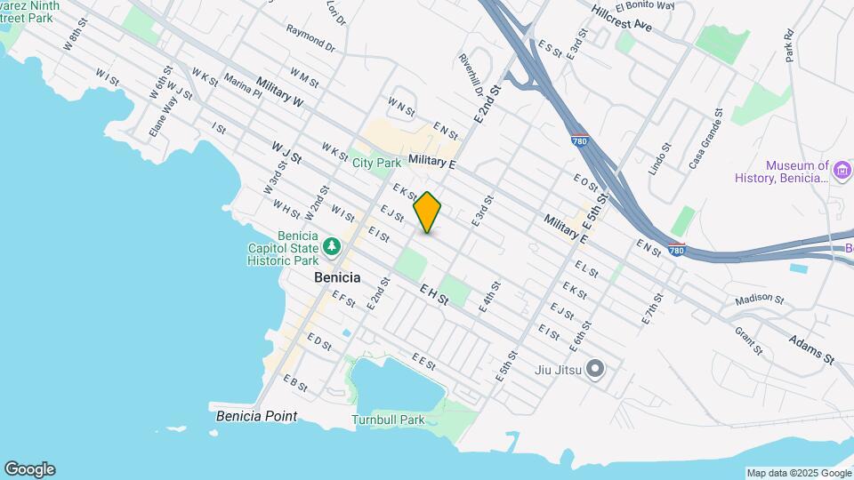 226 E J St, Unit #4 Mapa y Detalles de la Ubicación