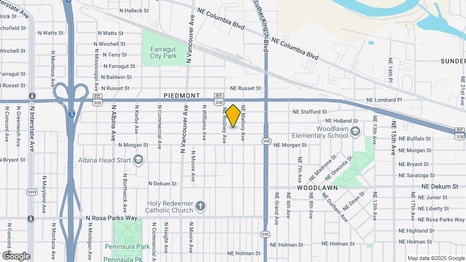 131 NE Buffalo St Map and Location Details