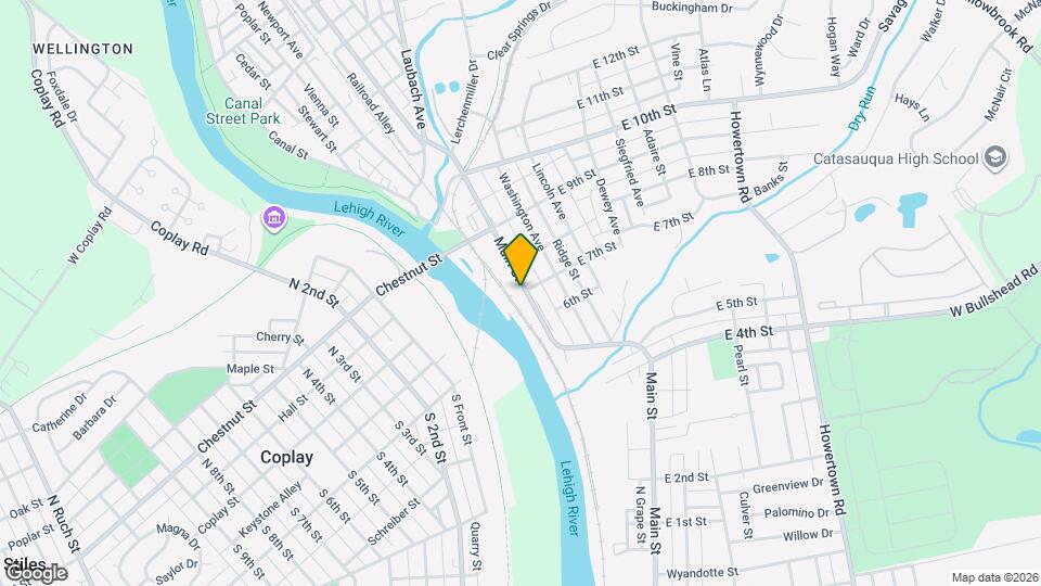 702 Main St Map and Location Details