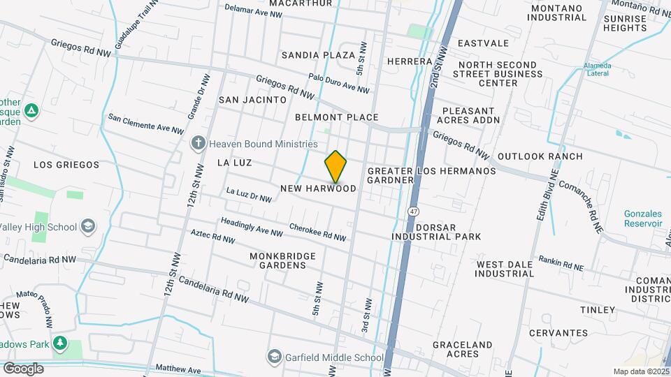 504 San Clemente Ave NW Map and Location Details