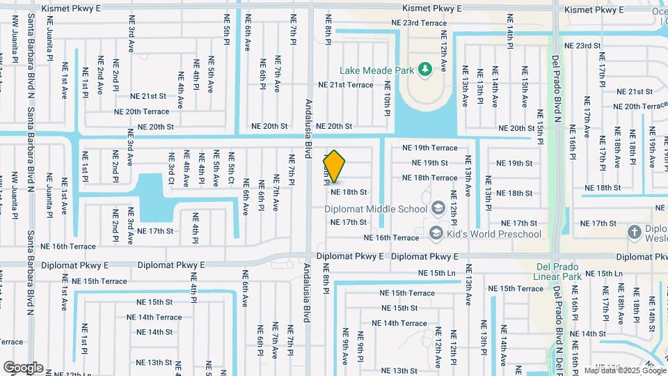 823 NE 18th St Map and Location Details