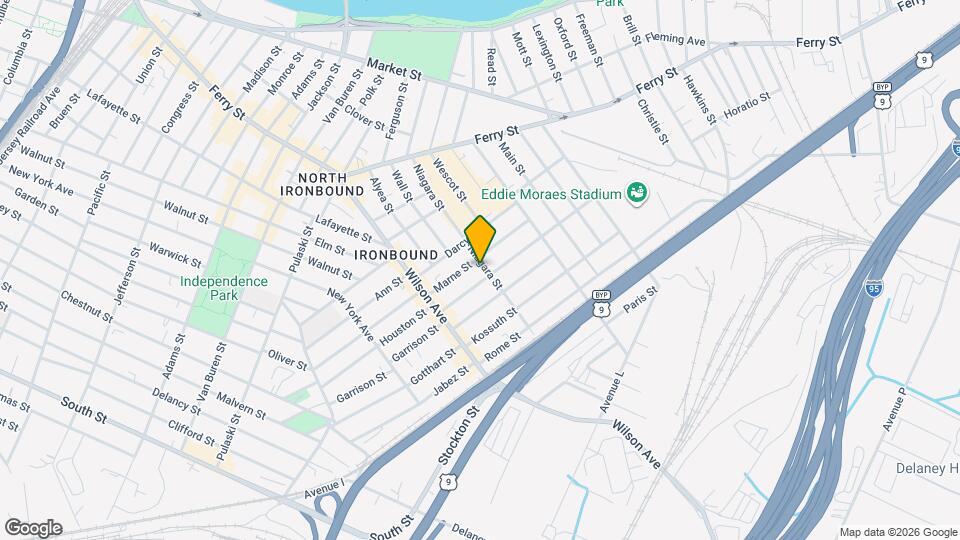 111 Niagara St, Unit #1st Floor Map and Location Details