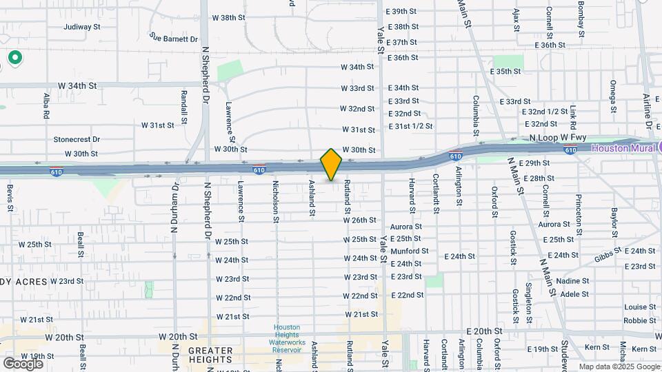 318 W 28th St Map and Location Details