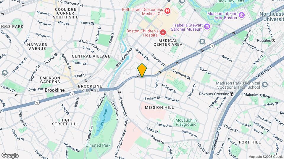 812 Huntington Ave, Unit 4 Map and Location Details