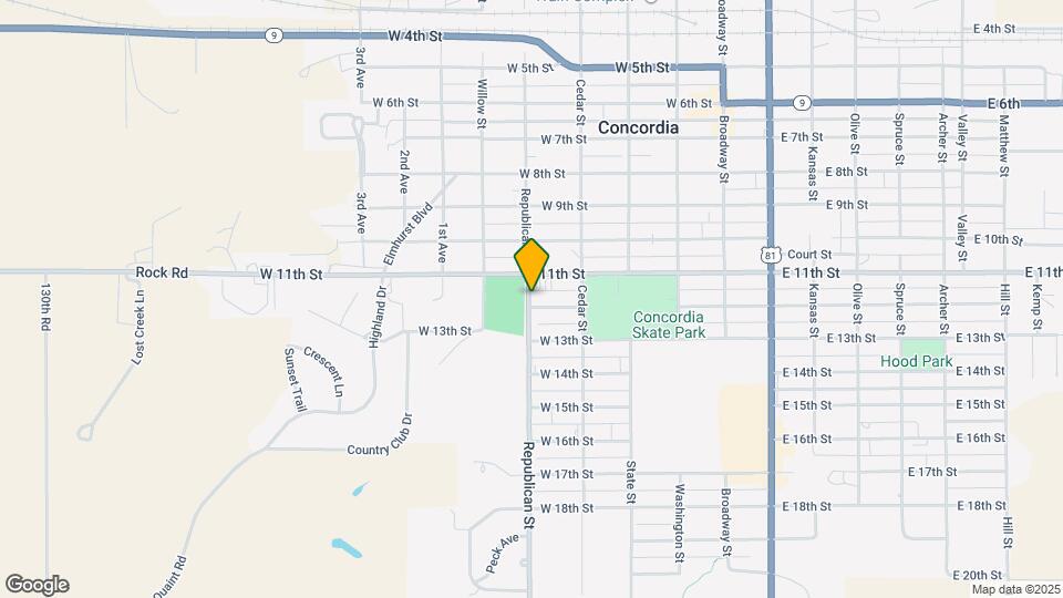 445 W 12th St Mapa y Detalles de la Ubicación