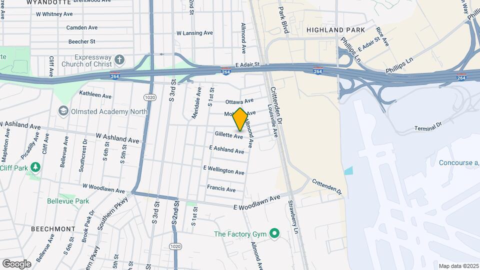 161 Gillette Ave Map and Location Details