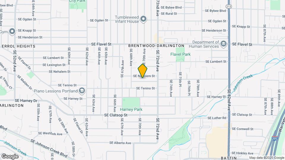 6935 SE Crystal Springs Blvd Map and Location Details