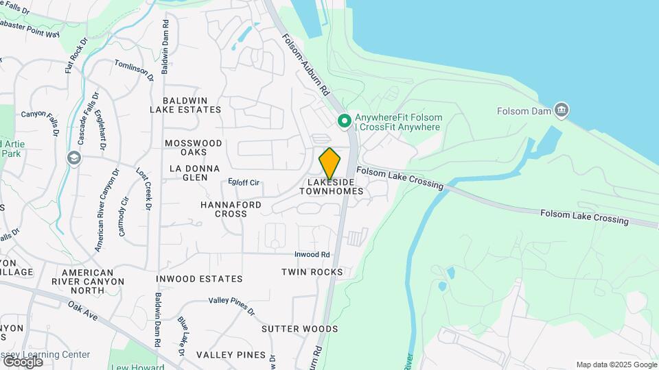 Lakeside Townhomes Map and Location Details
